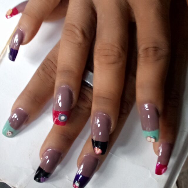 Women’s nails and lashes and pedicure and atc at ikorodu garage L