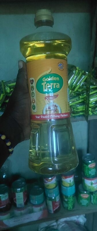 Vegetables oil available for sale