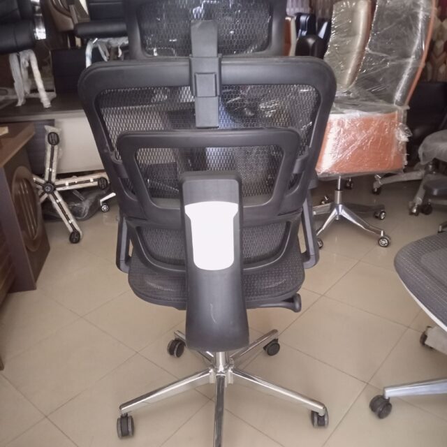 Ergonomic chair