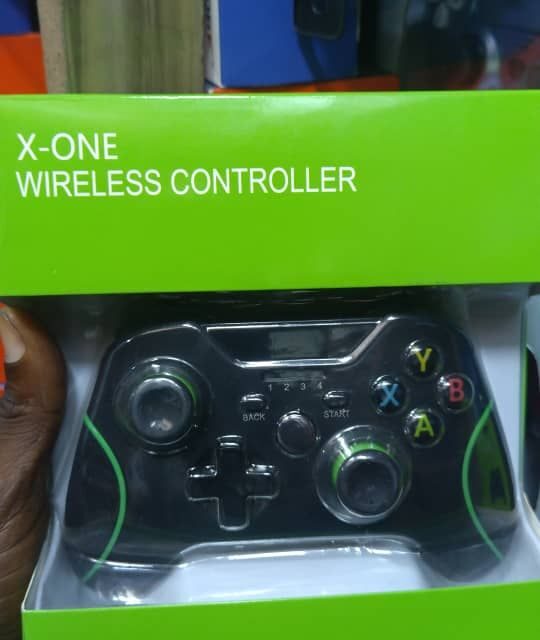 Play x wireless controller and Xbox one pad wireless controller f