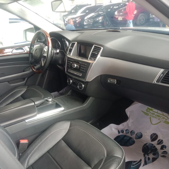 MERCEDES BENZ ML350 4MATIC – For sale In Apapa