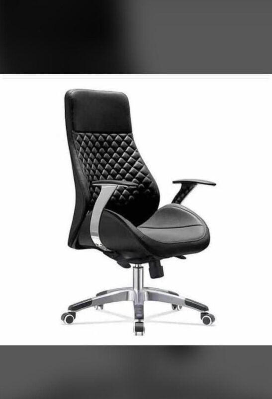 Executive office chairs for sale at Ojo, Alaba international