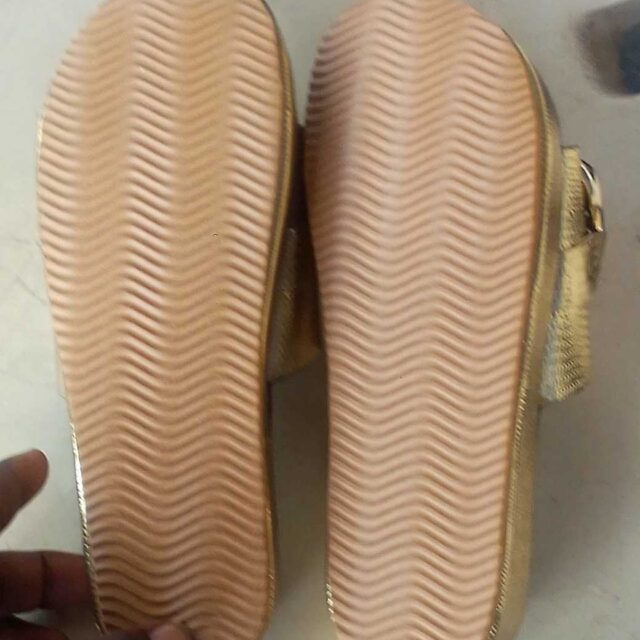 Ladies foot wears for sale at ikorodu