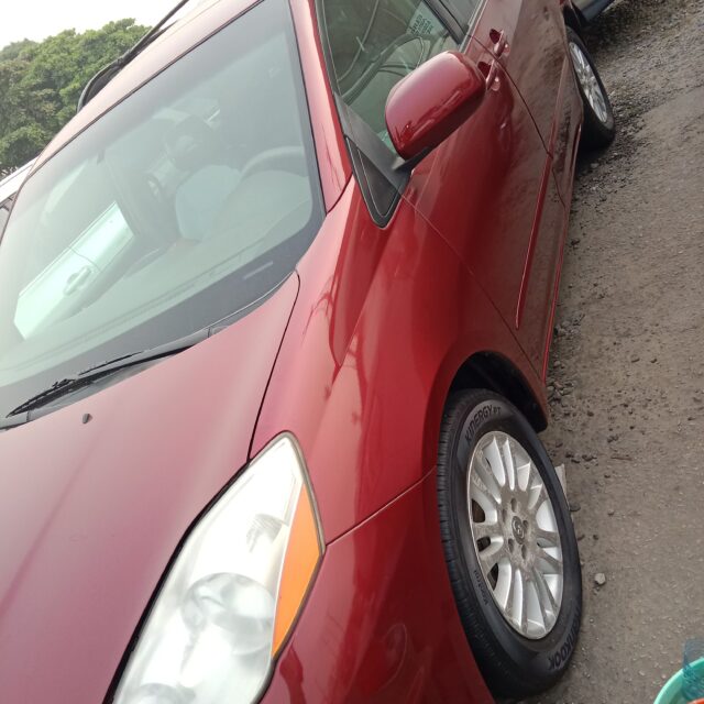 2007 Toyota Sienna For Sale In Apapa