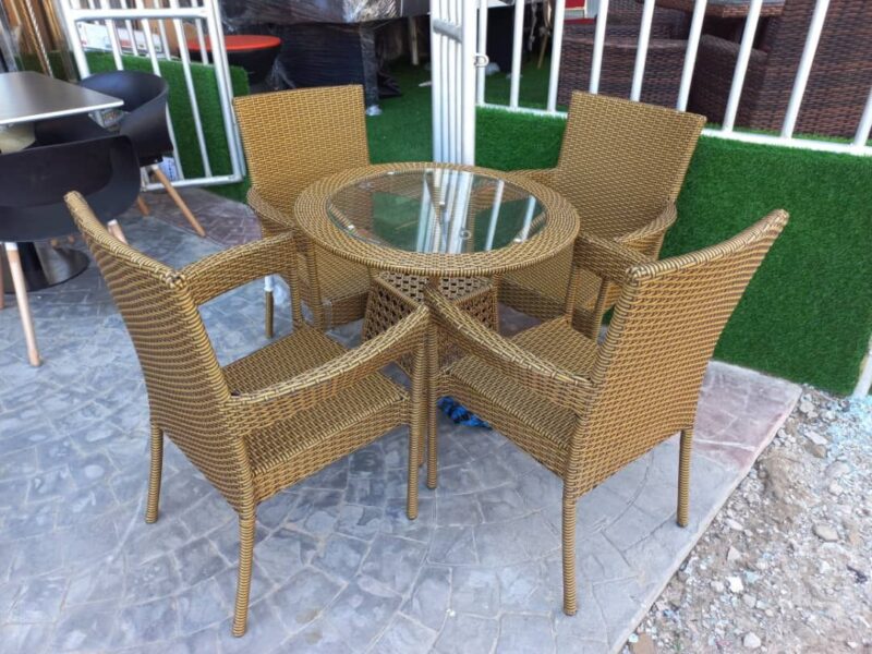 Garden chair by 4 for sale