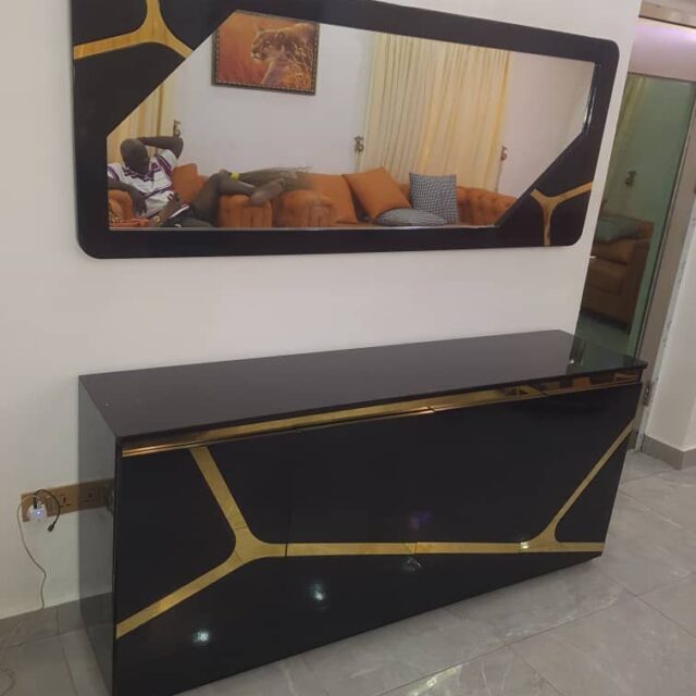 Dinning room set for sale at Alaba ojo