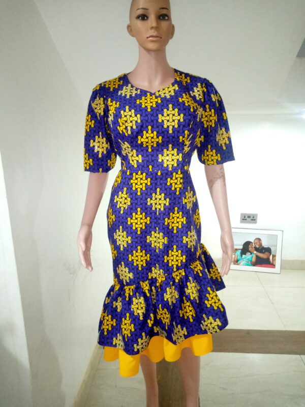 Clothing designer for women at your services in ikorodu