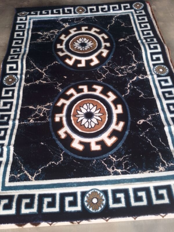 Center rug for sale at ojo alaba market