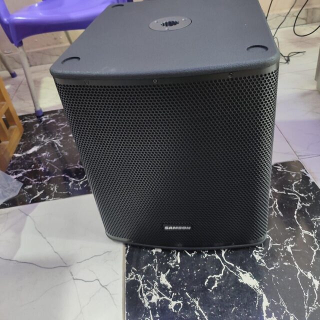 Shure QLXD sm58 for sell at Alaba international market