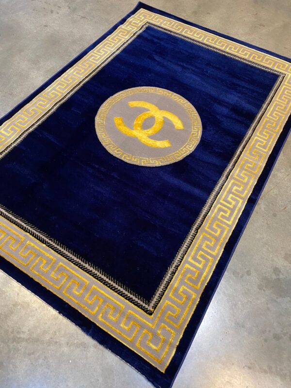 Center rug for sale at ojo alaba