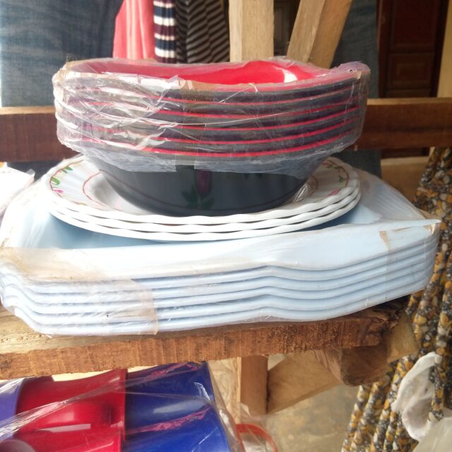 Quality kitchen things such as plate, cup, atc is sale at ikorodu