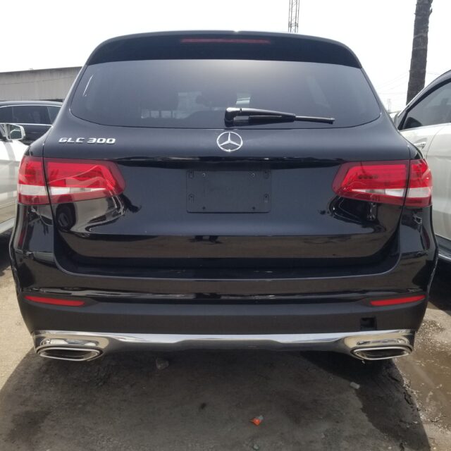 Mercedes Benz GLC300 2017 model black colour