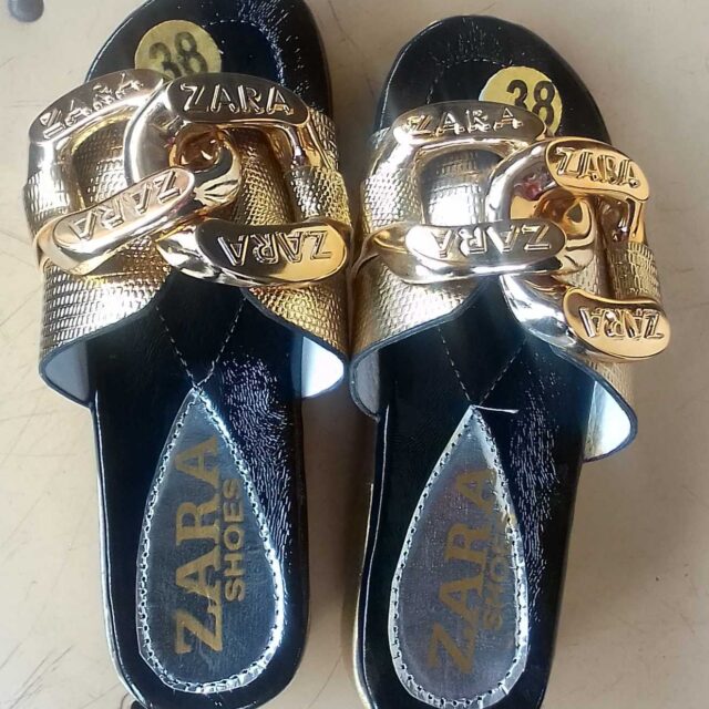 Ladies foot wears for sale at ikorodu