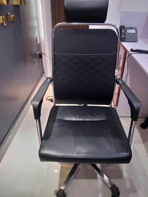 Original And Quality Office Chairs In Ojo – Lagos