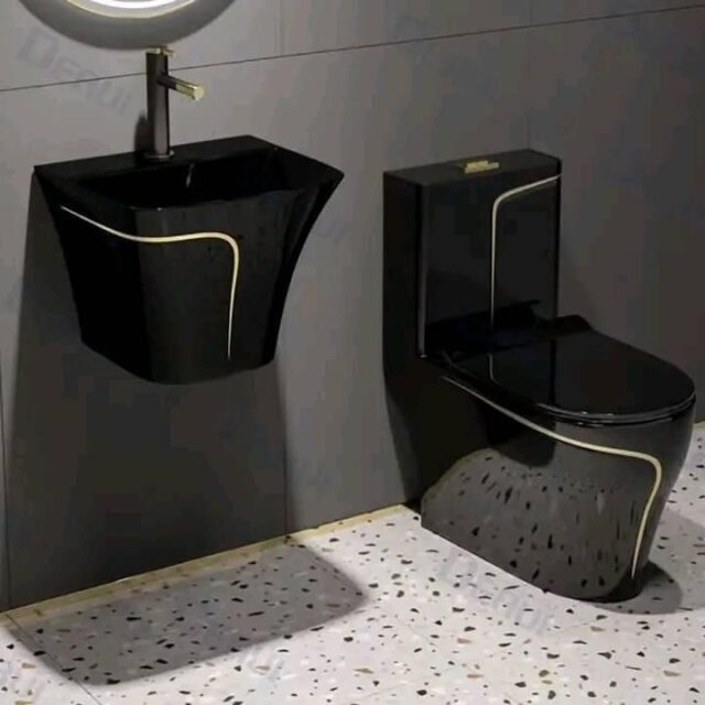 High Quality Black and Gold WC For Sale – Ikorodu Lagos