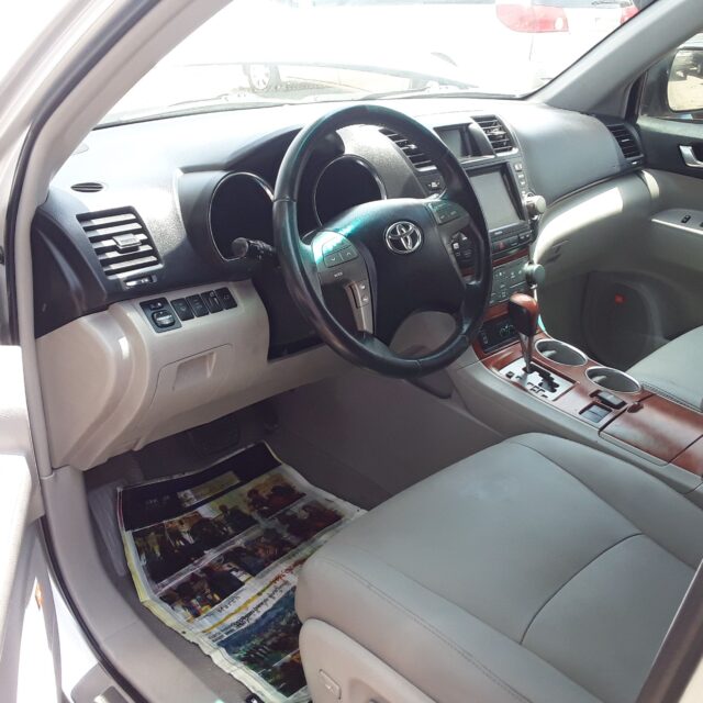 HIGHLANDER 2008 MODEL for sale at apapa