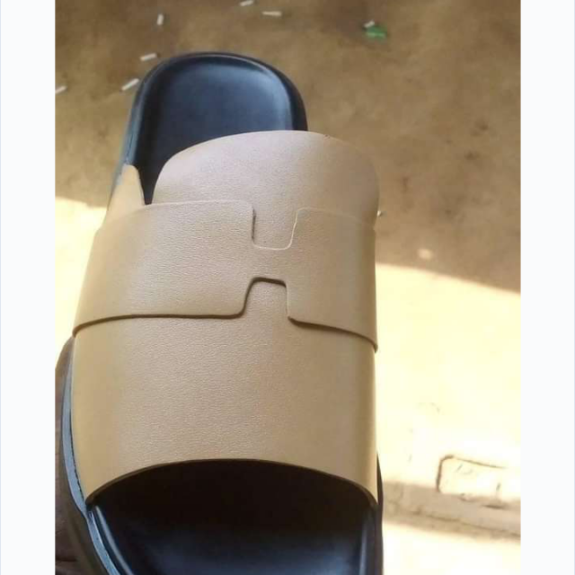 Hand made half shoe for sale at ikorodu