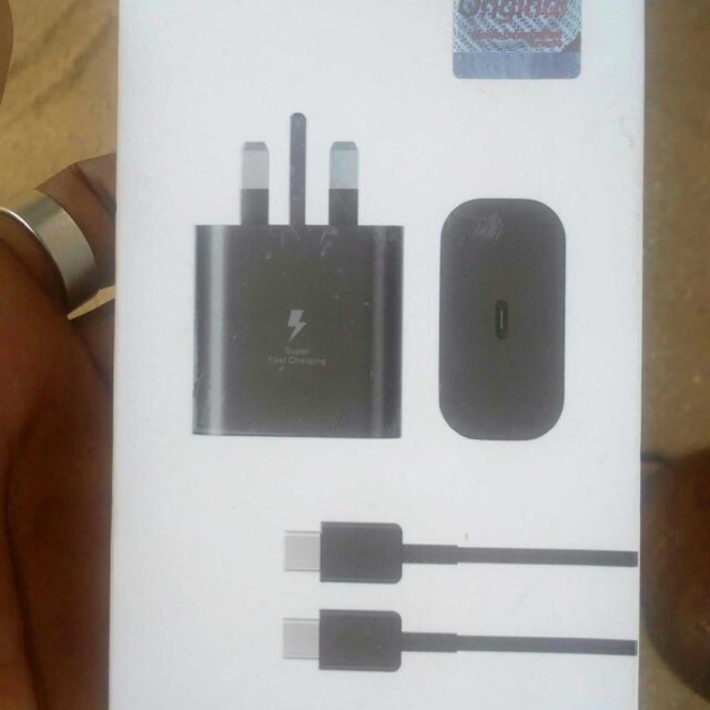 Oraimo charger and chplus charger and Samsung charger is availabl