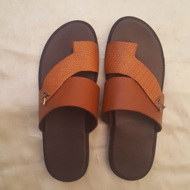 Palm slippers for sale at ikorodu