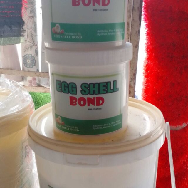 Egg shell bond for sale at tradefair market under bridge