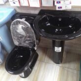 WC for sale at STI market coker Orile