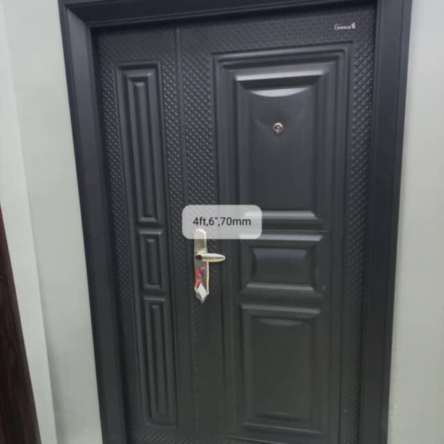 4ft luxury door is available for sale at Odunade Orile Coker oppo