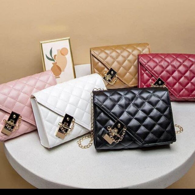 Handbags for sale at Abule-ado