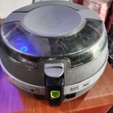 We have air fryer,stand mixers, halogen oven Enamel pots,all is a