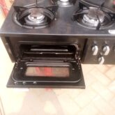 3 bunner gas cooker with oven and grill