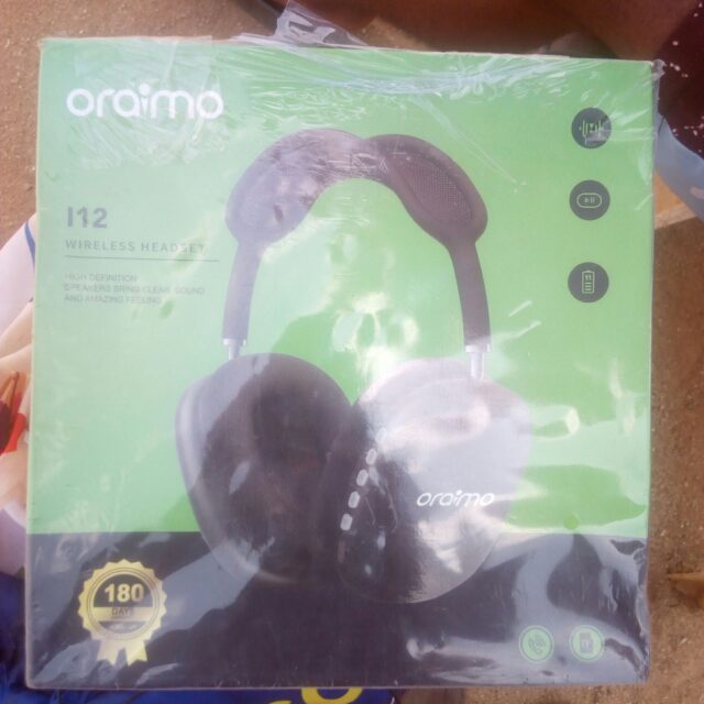 Quality wireless earphones is available for sale at ikorodu