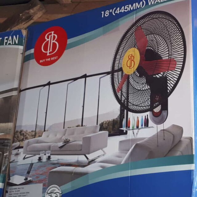 Fans for sale at article market