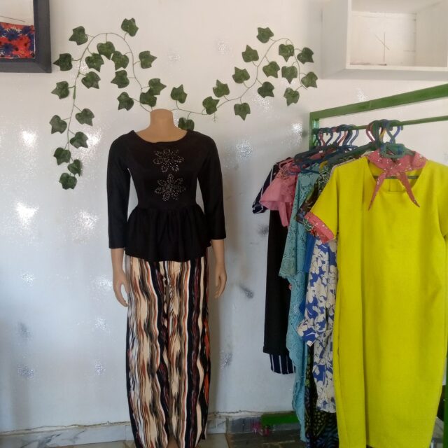 Ladies wear available for sale at ikorodu Lagos state