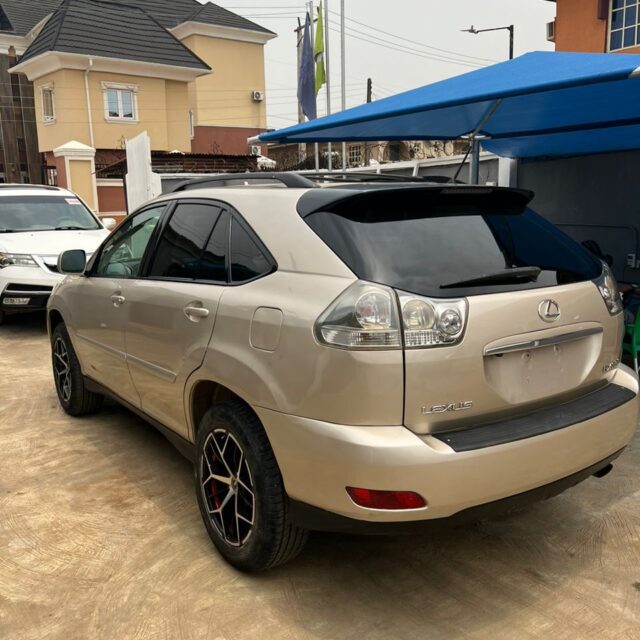 Registered 2007 Lexus RX350 full option