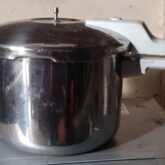 Pressure pot