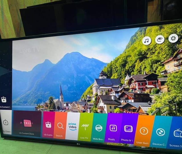 55 inches LG smart TV 4k