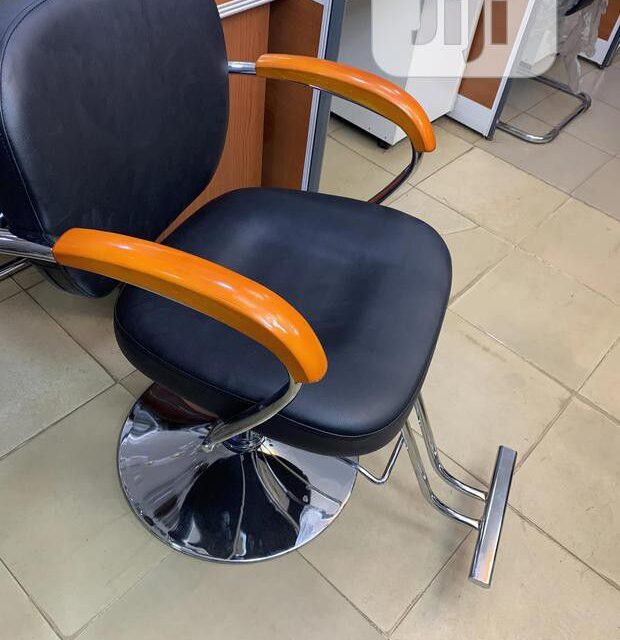 Salon chair for sale at ikorodu