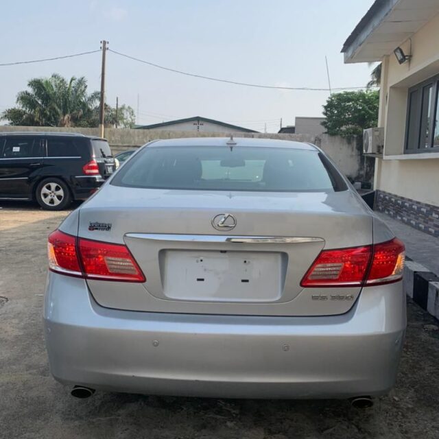 Toyota Lexus ES350