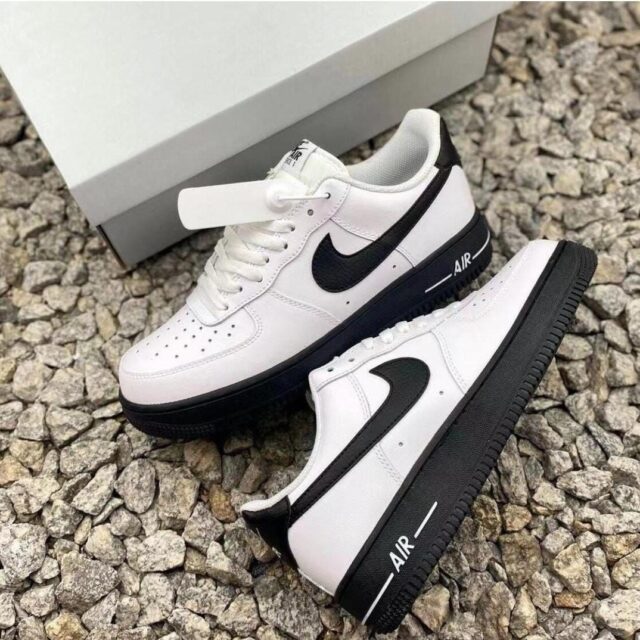 High Quality Unisex Nike Sneakers