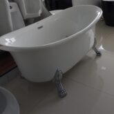 Bath for sale at s.t.i makert