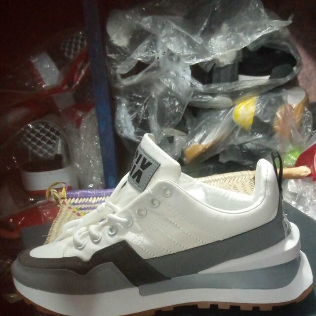 jiangshon adidasb footwear for sale at trade Fair market