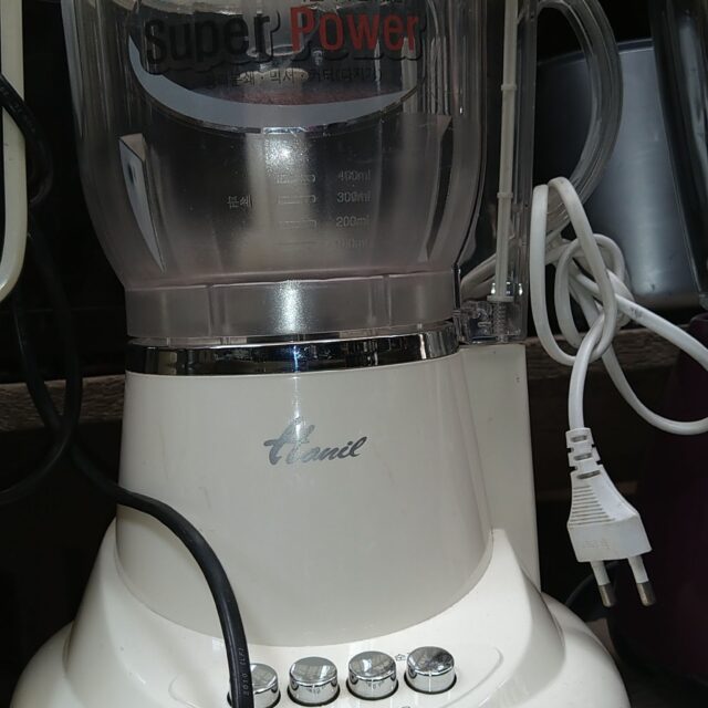 Deep fryer for sale at ojo alaba