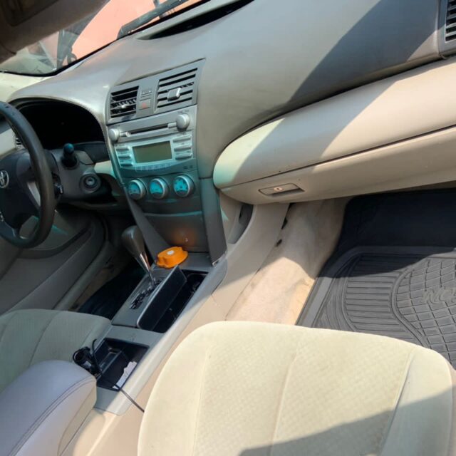 2008 Toyota camry available for sale