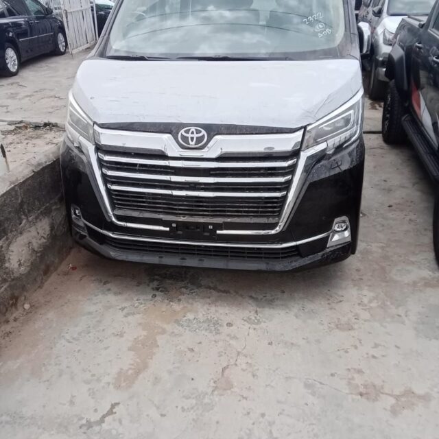 Toyota Granvia 2024 Ikeja