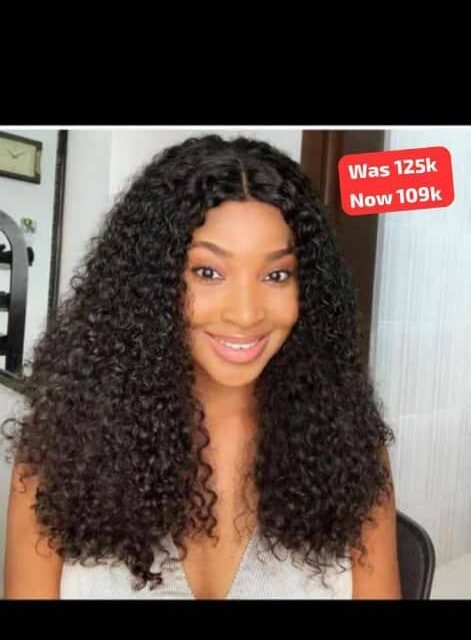 Curly closure for sale at balogun market