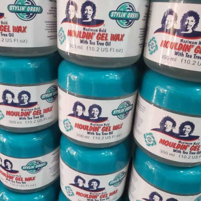 Moulden wax gel for hair