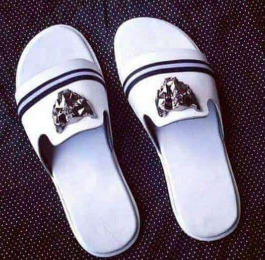 Designer slippers for sale at ikorodu