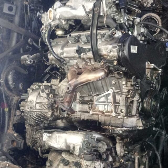 1mz Toyota engine and gearbox for sale at ladipo market