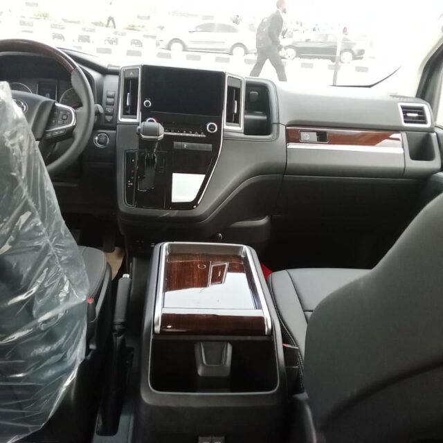 Toyota Granvia 2024 Ikeja