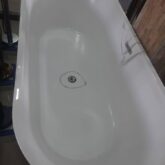 Standing Accrelic Bathtub England for sale at STI market Coker Or