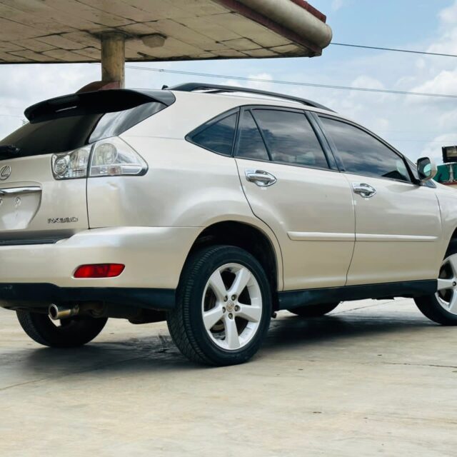 Foreign Used Lexus RX350 for sale at Ijaye